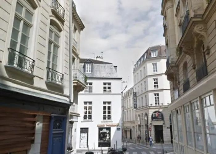 Design & Comfortable Apartment Paris